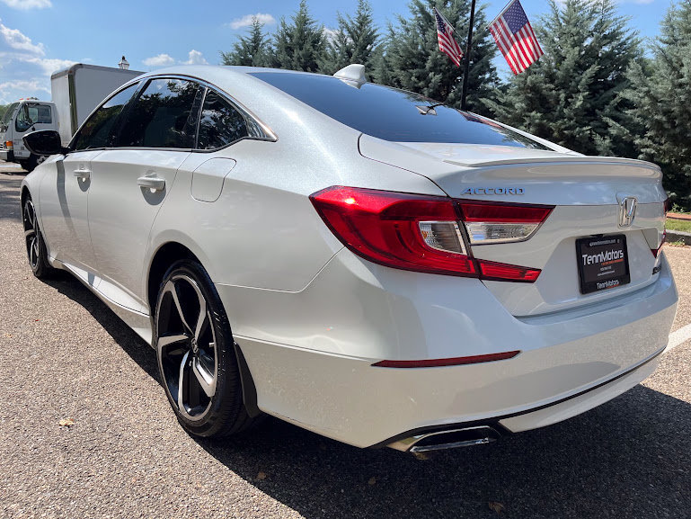 Used 2018 Honda Accord Sport image 35