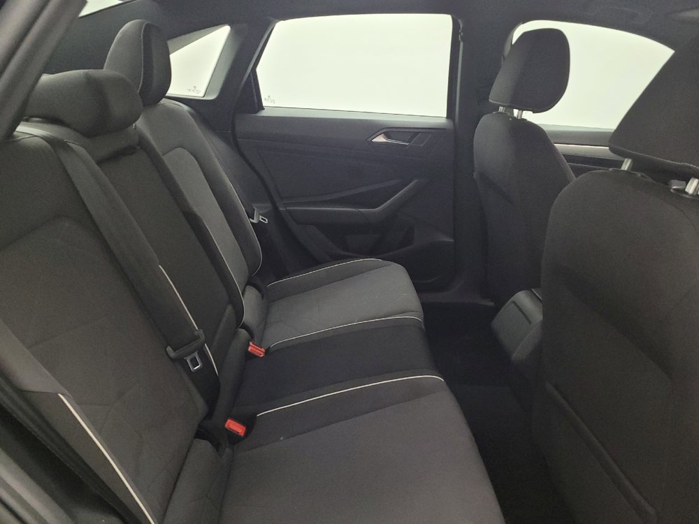 Used 2025 Volkswagen Jetta Sport FWD image 19