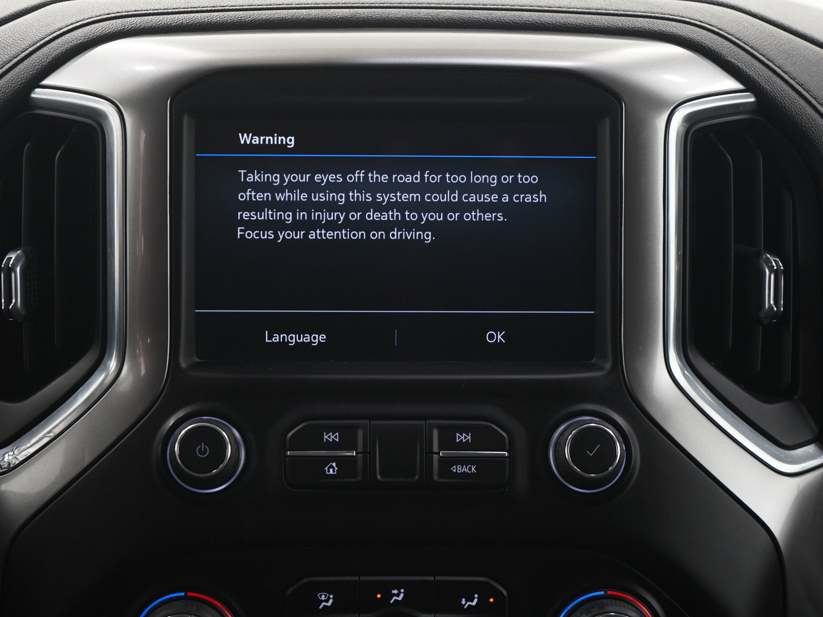 Used 2019 Chevrolet Silverado 1500 LT w/ Fleet Comfort Package AWD/4WD image 18