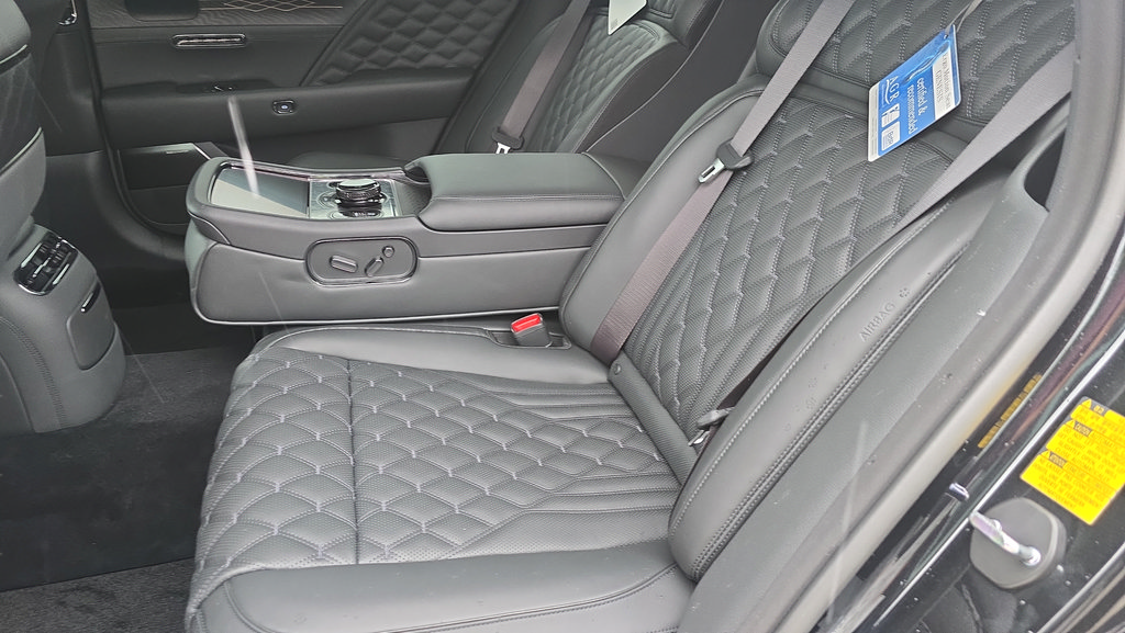 New 2026 Genesis G90 3.5T Prestige AWD/4WD image 10