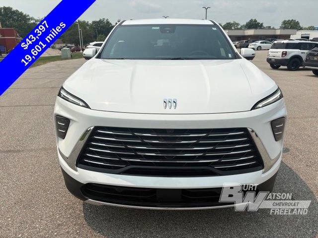 Used 2026 Buick Enclave Preferred AWD/4WD image 9