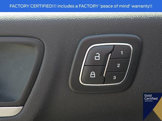 Certified 2025 Ford Escape Platinum AWD/4WD image 24