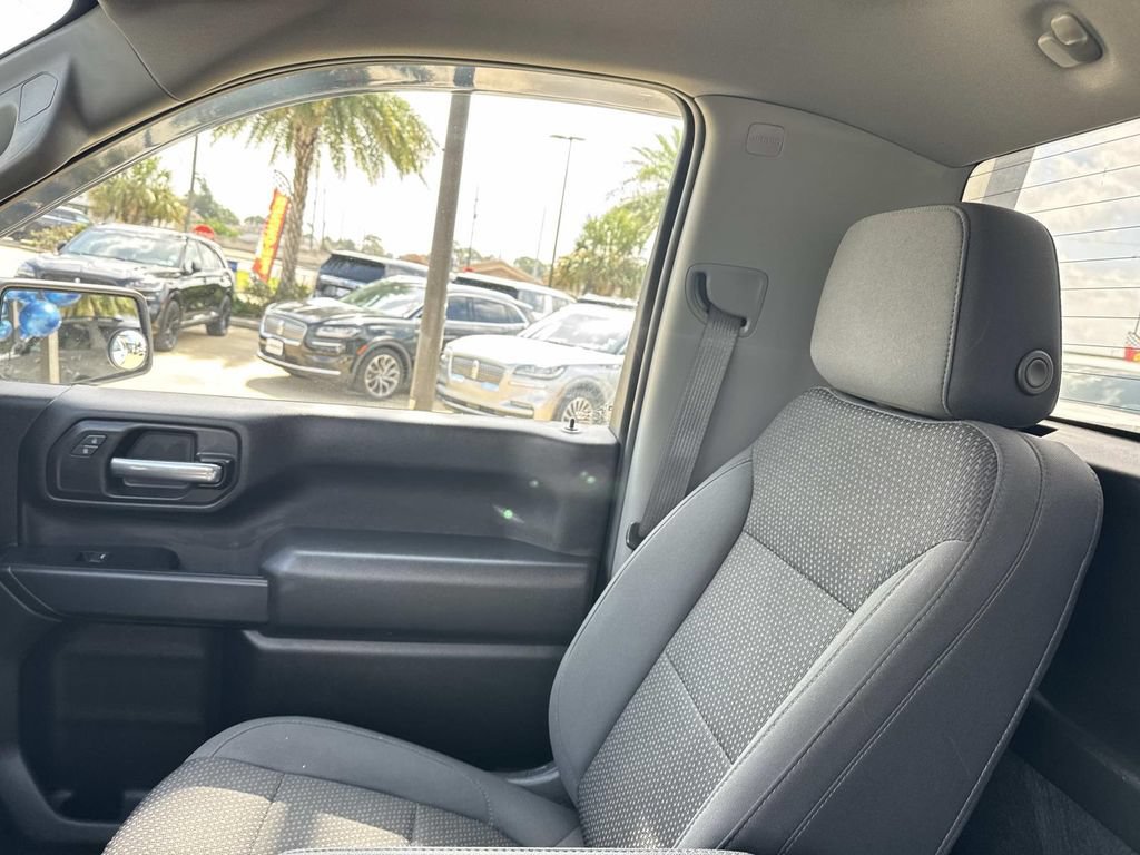 Used 2022 GMC Sierra 2500 Pro w/ Convenience Package RWD image 18