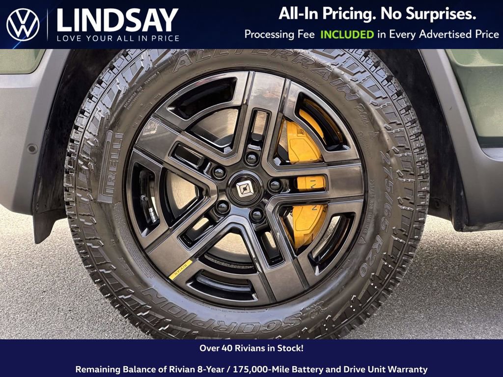 Used 2023 Rivian R1S Adventure image 8
