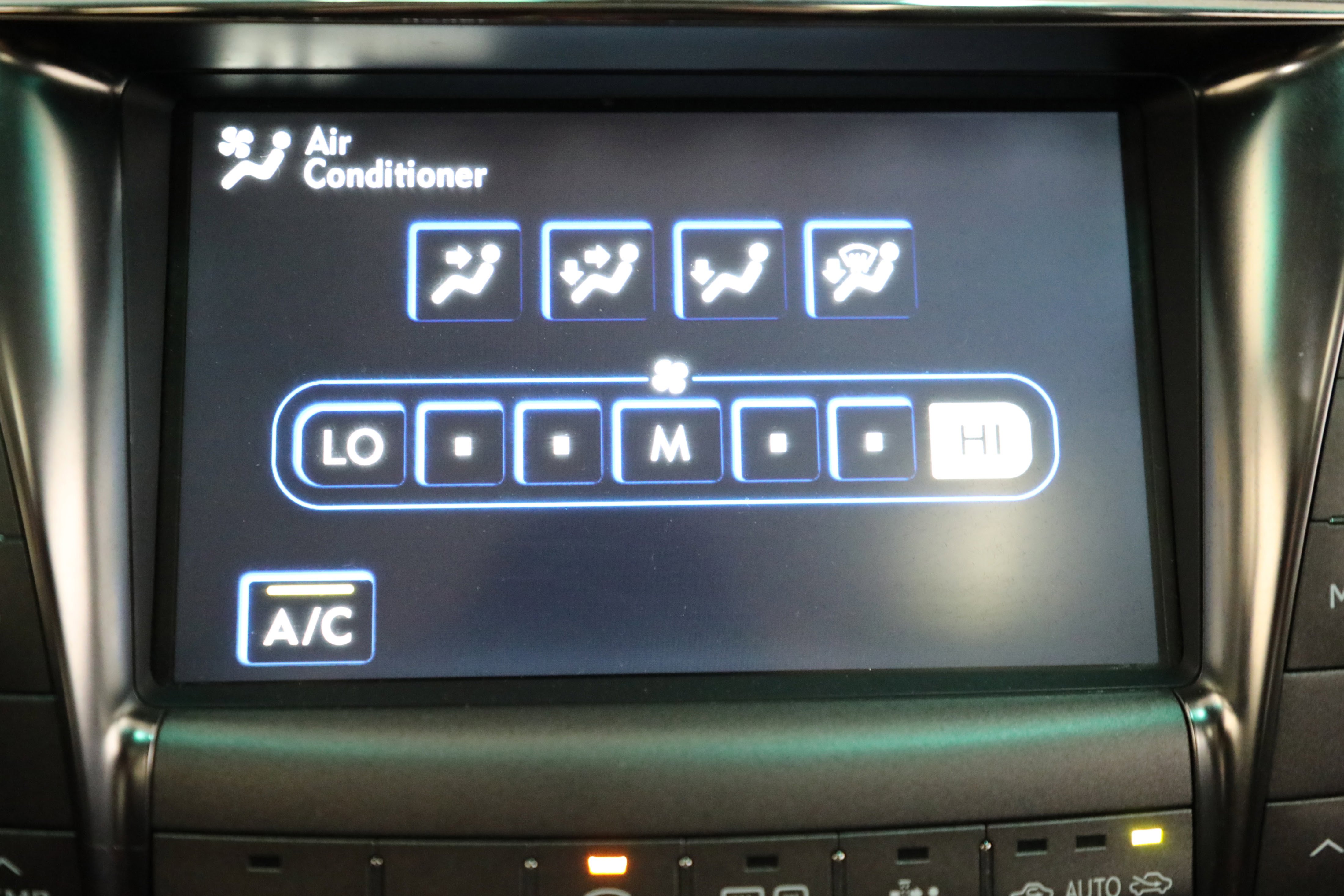 Used 2009 Lexus LS 460 AWD image 6