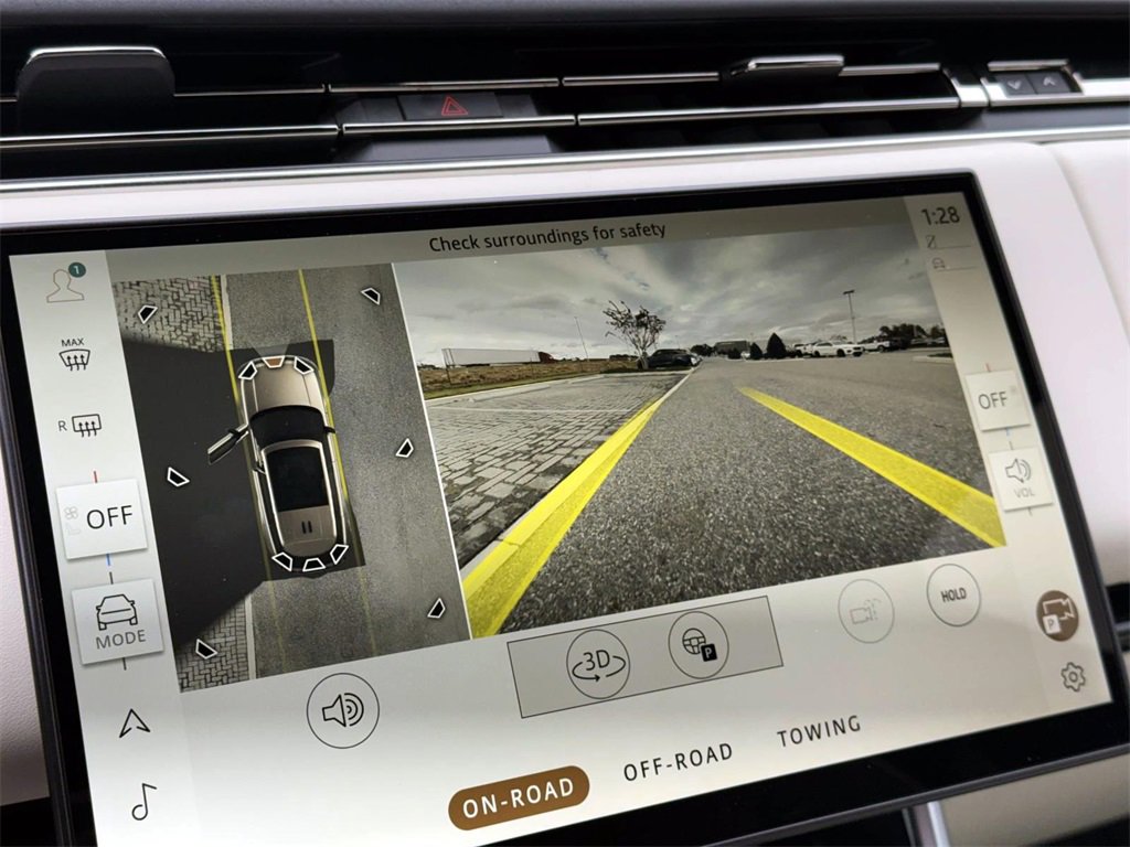 New 2026 Land Rover Range Rover Long Wheelbase SE image 25