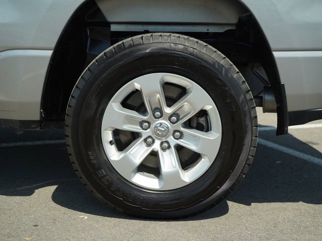 Used 2024 RAM 1500 Laramie AWD/4WD image 41