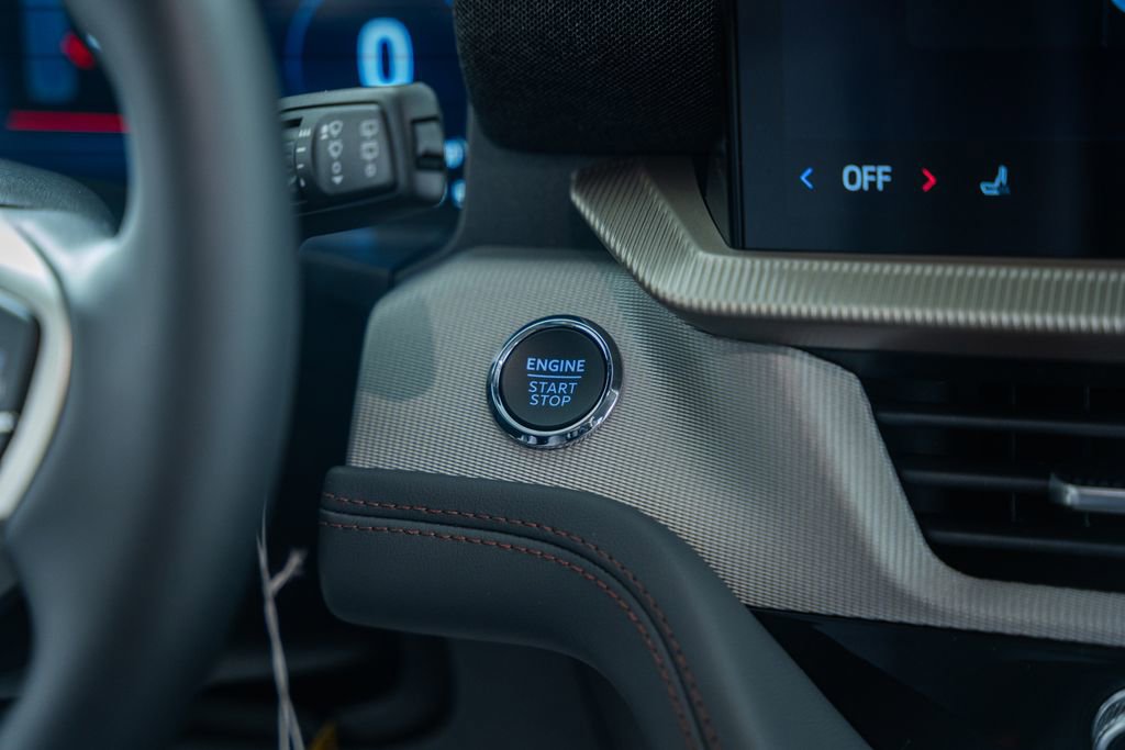 New 2026 Ford Explorer Active AWD/4WD image 25