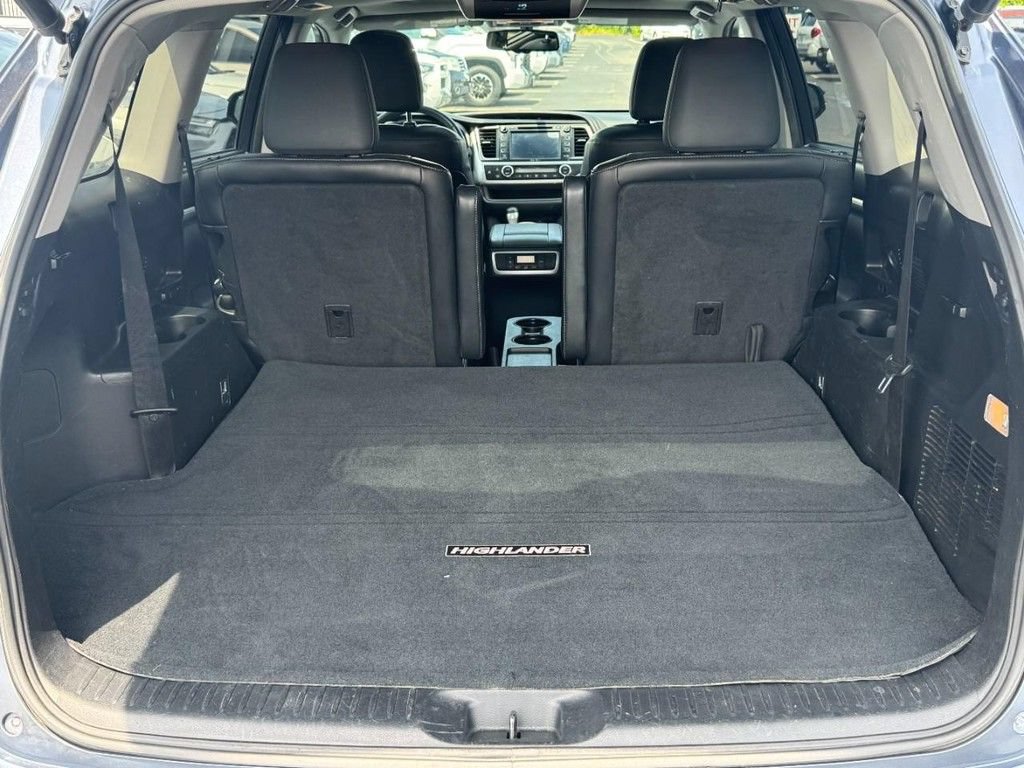 Used 2015 Toyota Highlander Limited AWD/4WD image 7