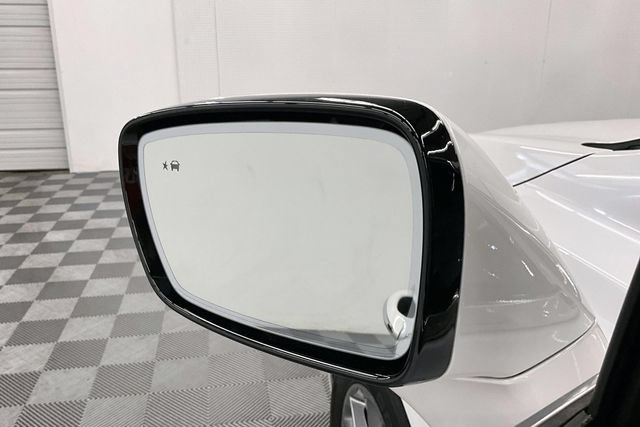 Used 2023 Buick Enclave Avenir w/ Avenir Technology Package FWD image 41