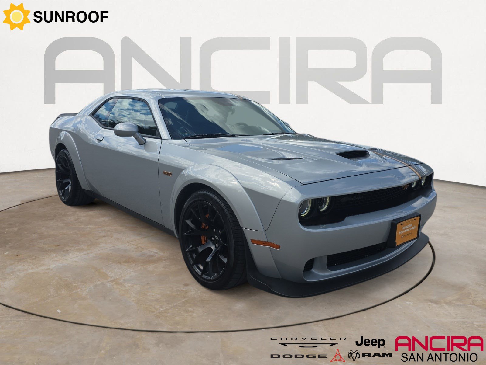Used 2023 Dodge Challenger R/T Scat Pack RWD image 1
