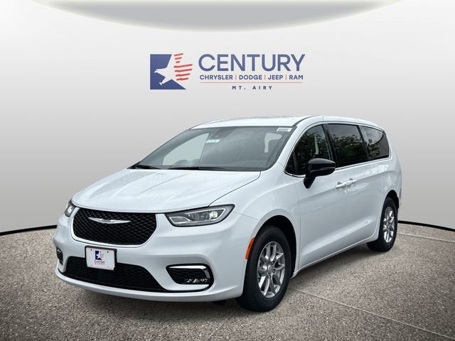 New 2026 Chrysler Pacifica Select image 6