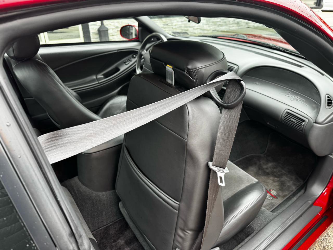 Used 2004 Ford Mustang Cobra RWD image 28
