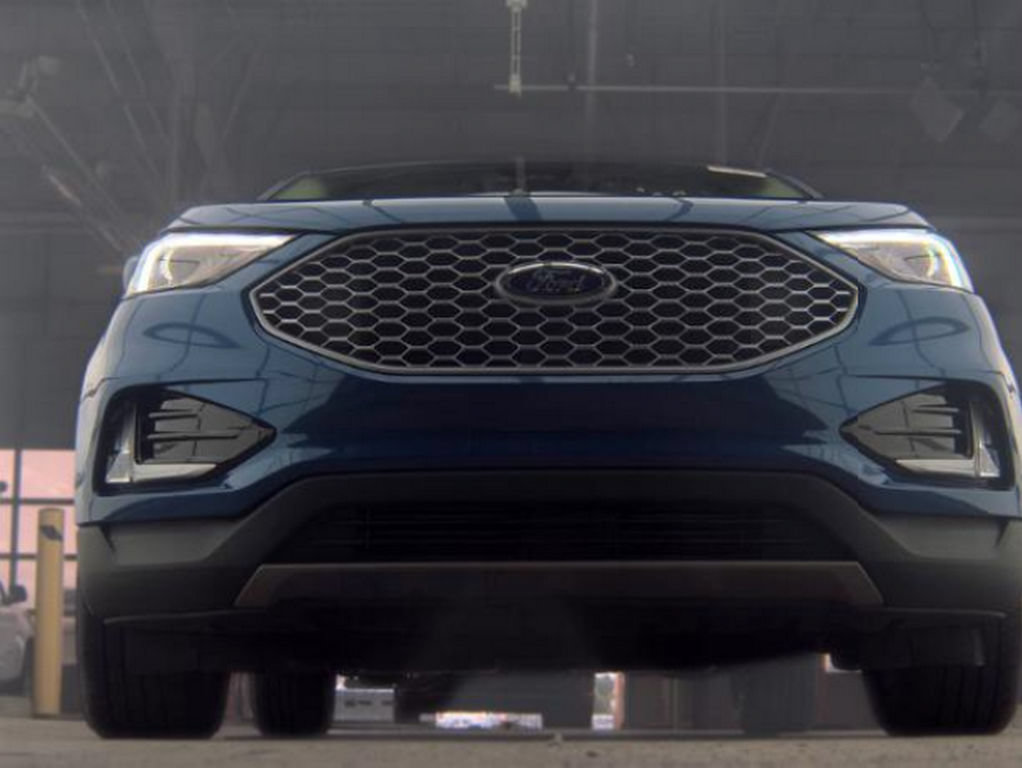 Used 2023 Ford Edge SEL w/ Convenience Package AWD/4WD image 3