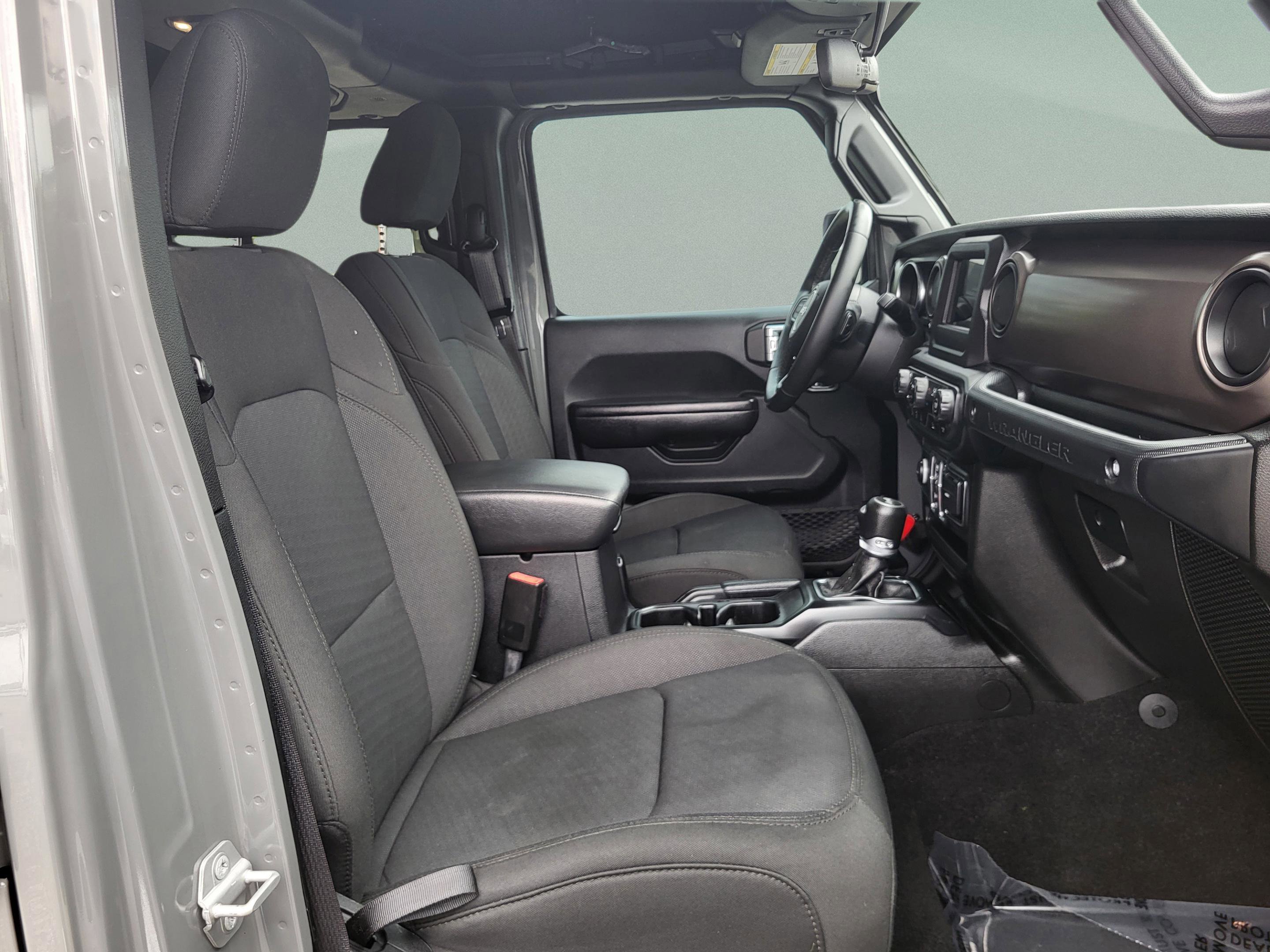 Used 2021 Jeep Wrangler Unlimited Sport image 26