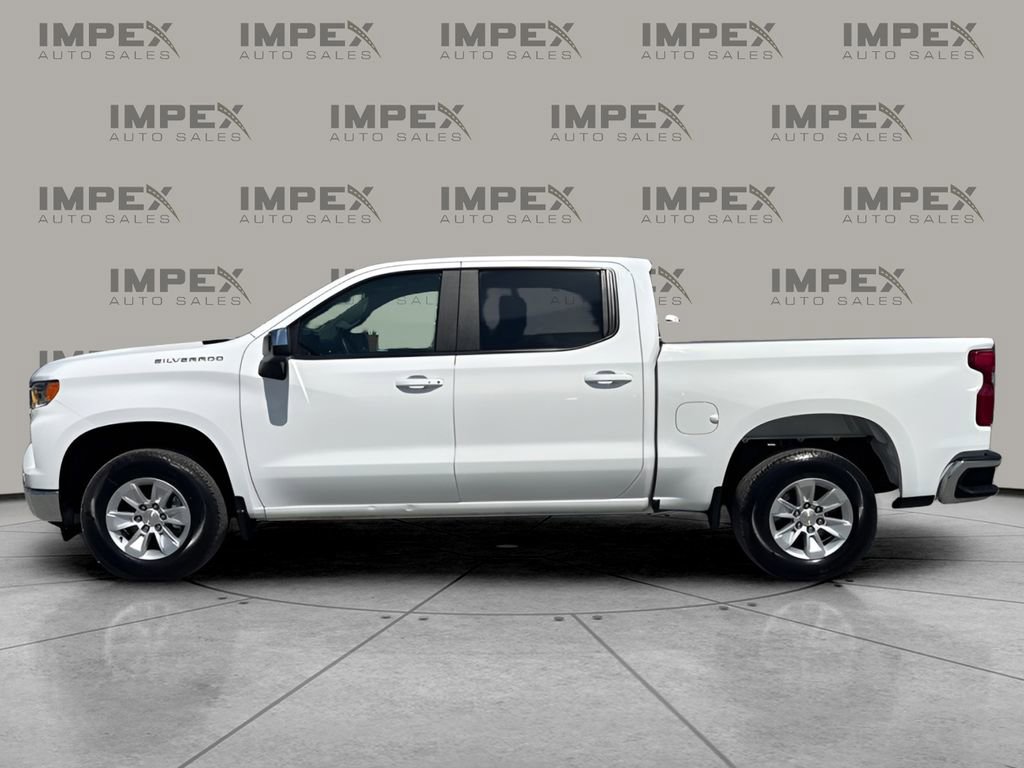 Used 2025 Chevrolet Silverado 1500 LT image 2