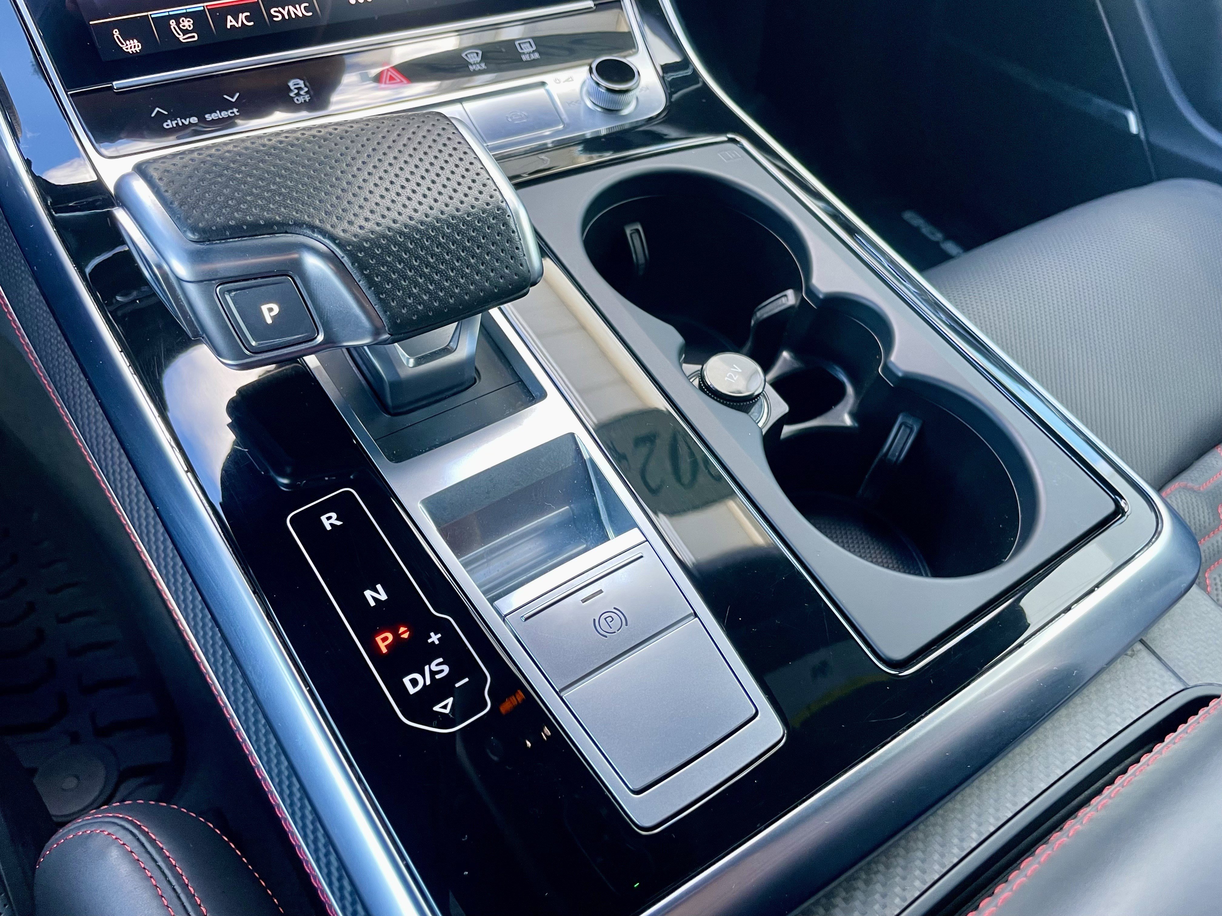 Used 2024 Audi RS Q8 4.0T image 20