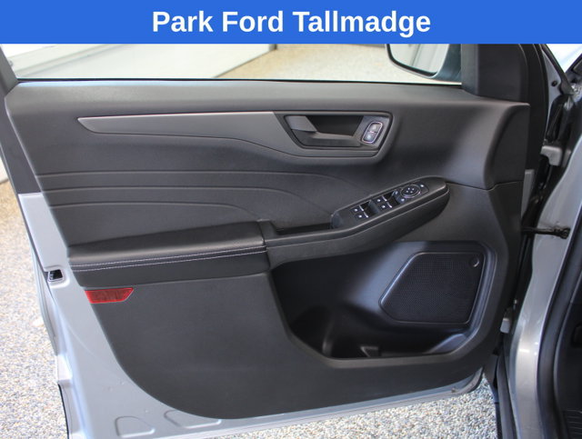 Used 2024 Ford Escape Active FWD image 11