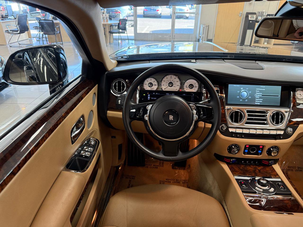 Used 2013 Rolls-Royce Ghost image 12