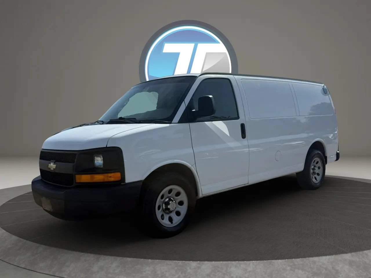 Used 2014 Chevrolet Express 1500 RWD image 19