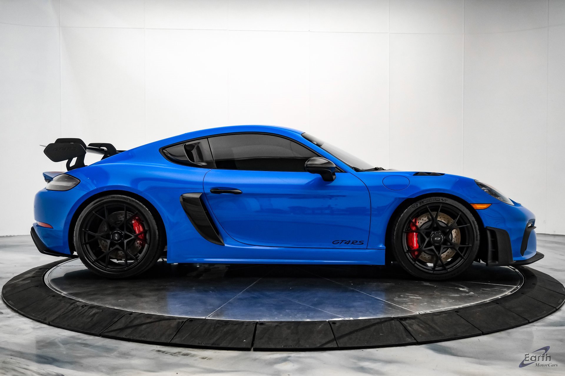 Used 2024 Porsche 718 Cayman GT4 RS image 17