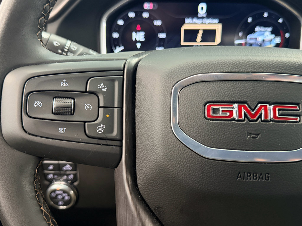 Used 2025 GMC Sierra 2500 AT4 image 20