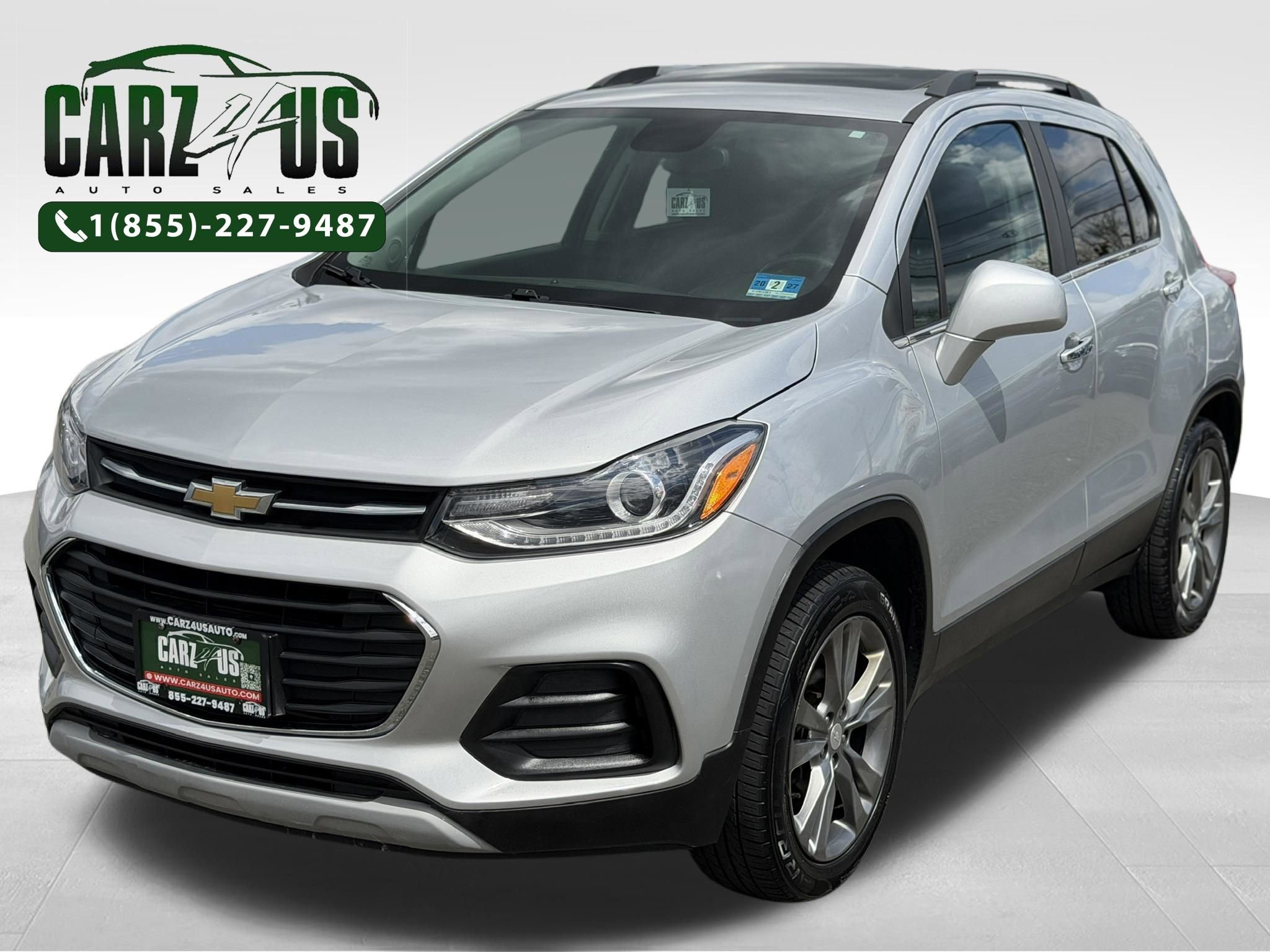 Used 2019 Chevrolet Trax LT w/ Sun & Sound Package image 1