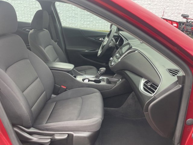 Used 2024 Chevrolet Malibu LT image 15
