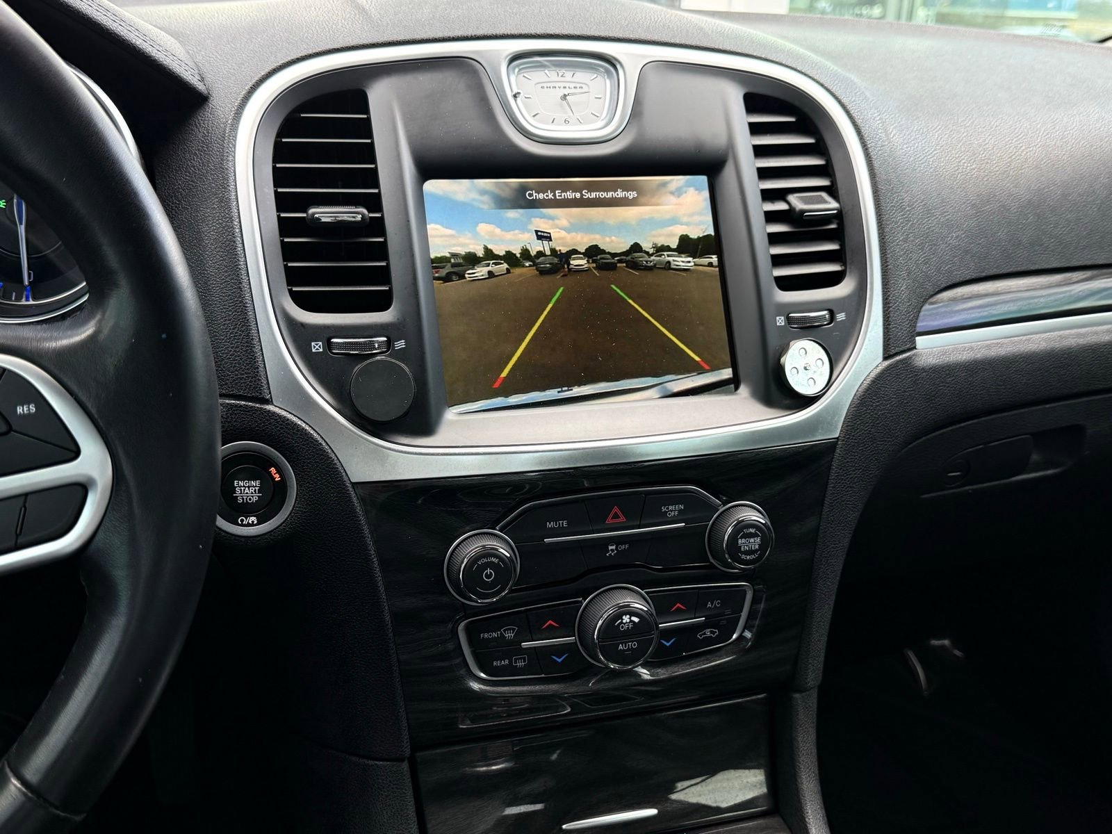 Used 2020 Chrysler 300 Touring w/ Driver Convenience Group RWD image 35