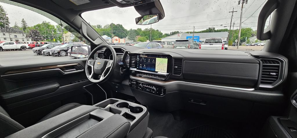Certified 2026 Chevrolet Silverado 1500 LT AWD/4WD image 18