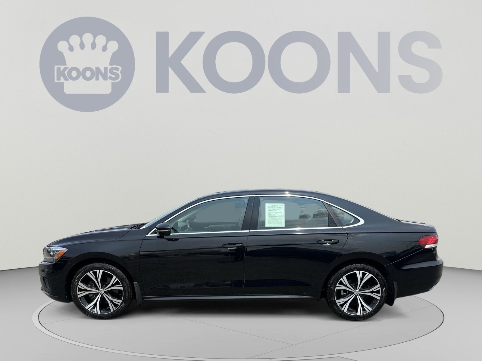 Used 2022 Volkswagen Passat 2.0T SE FWD image 7
