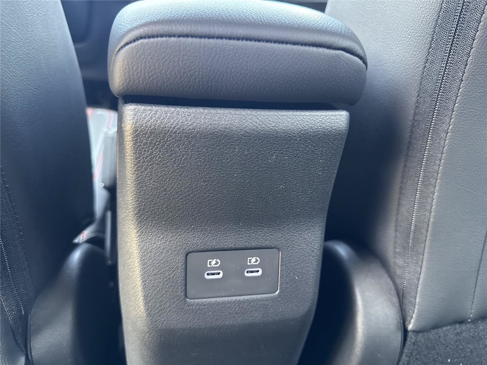 New 2026 Nissan Kicks SR FWD image 29