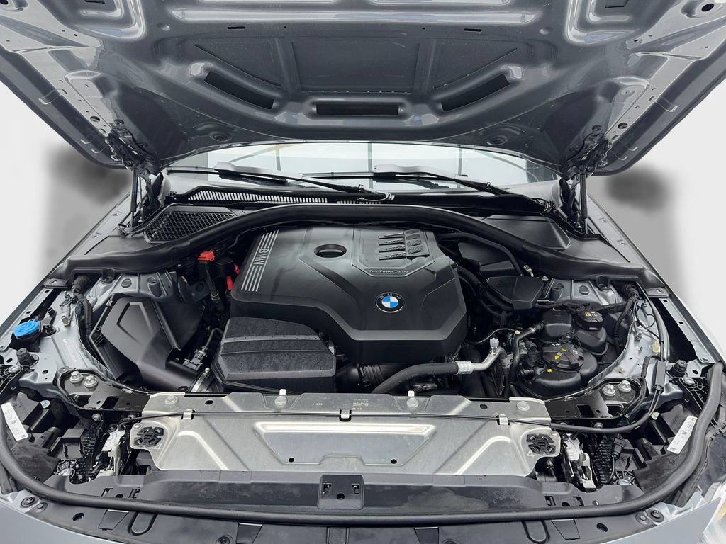 Used 2025 BMW 230i Coupe w/ Premium Package RWD image 12