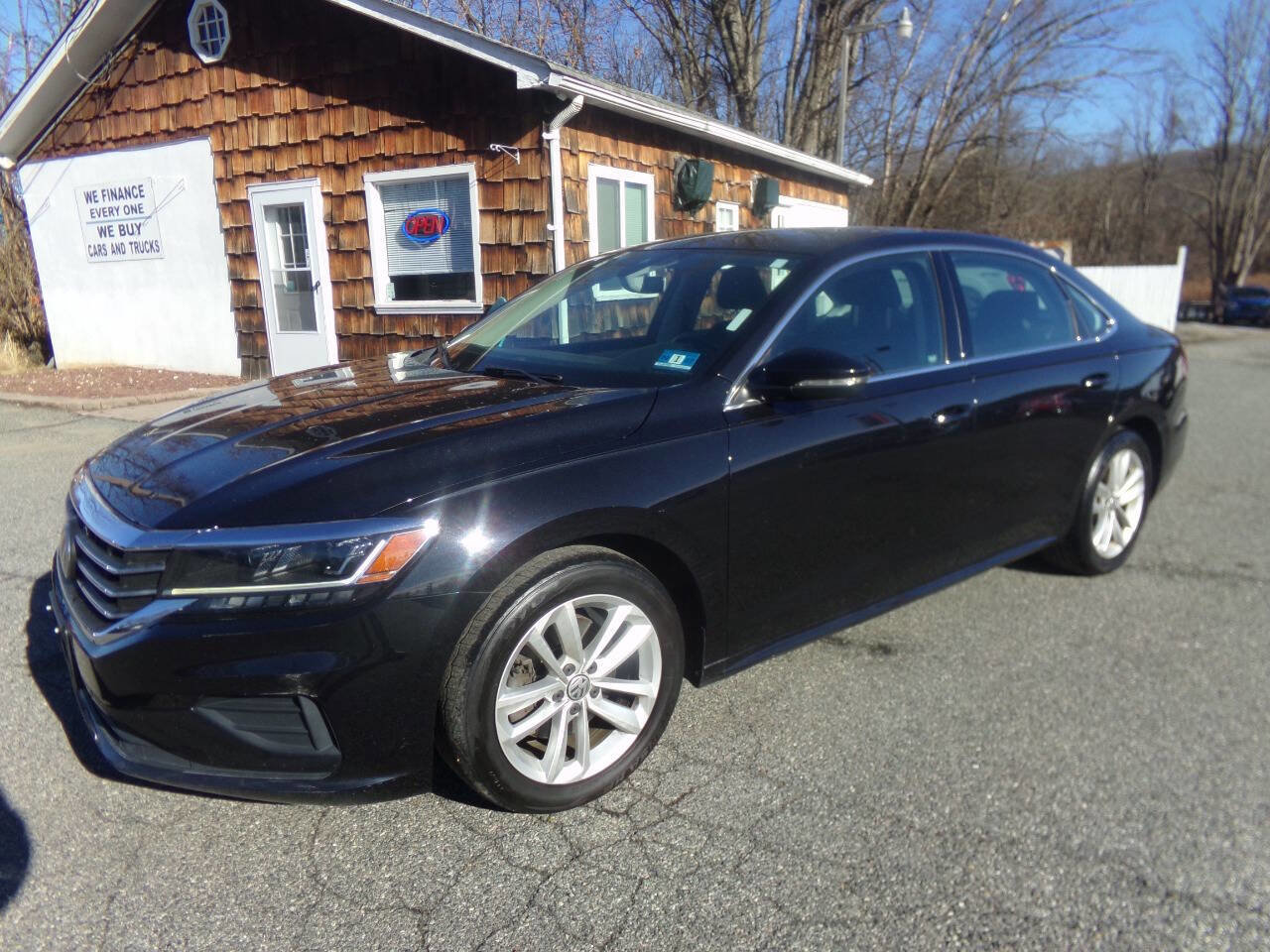 Used 2020 Volkswagen Passat 2.0T SE
