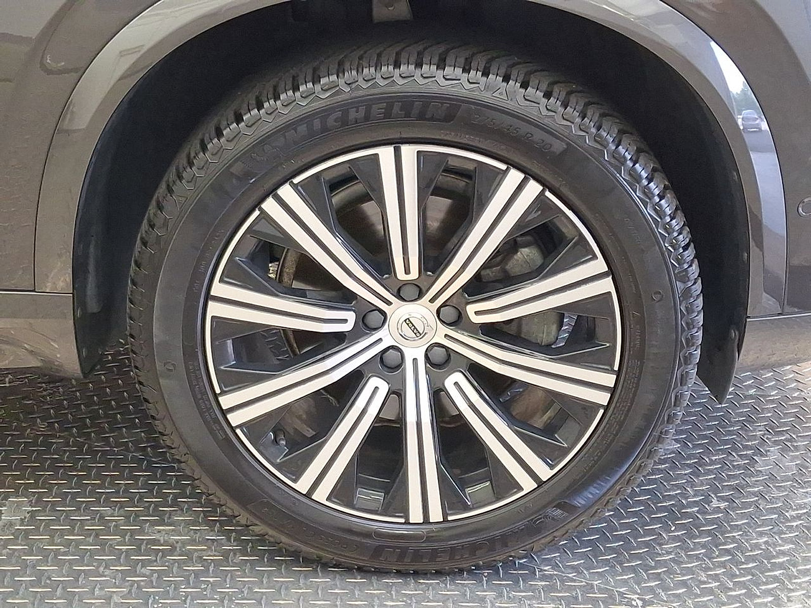 Used 2023 Volvo XC90 B6 Plus w/ Protection Package Premier AWD/4WD image 30