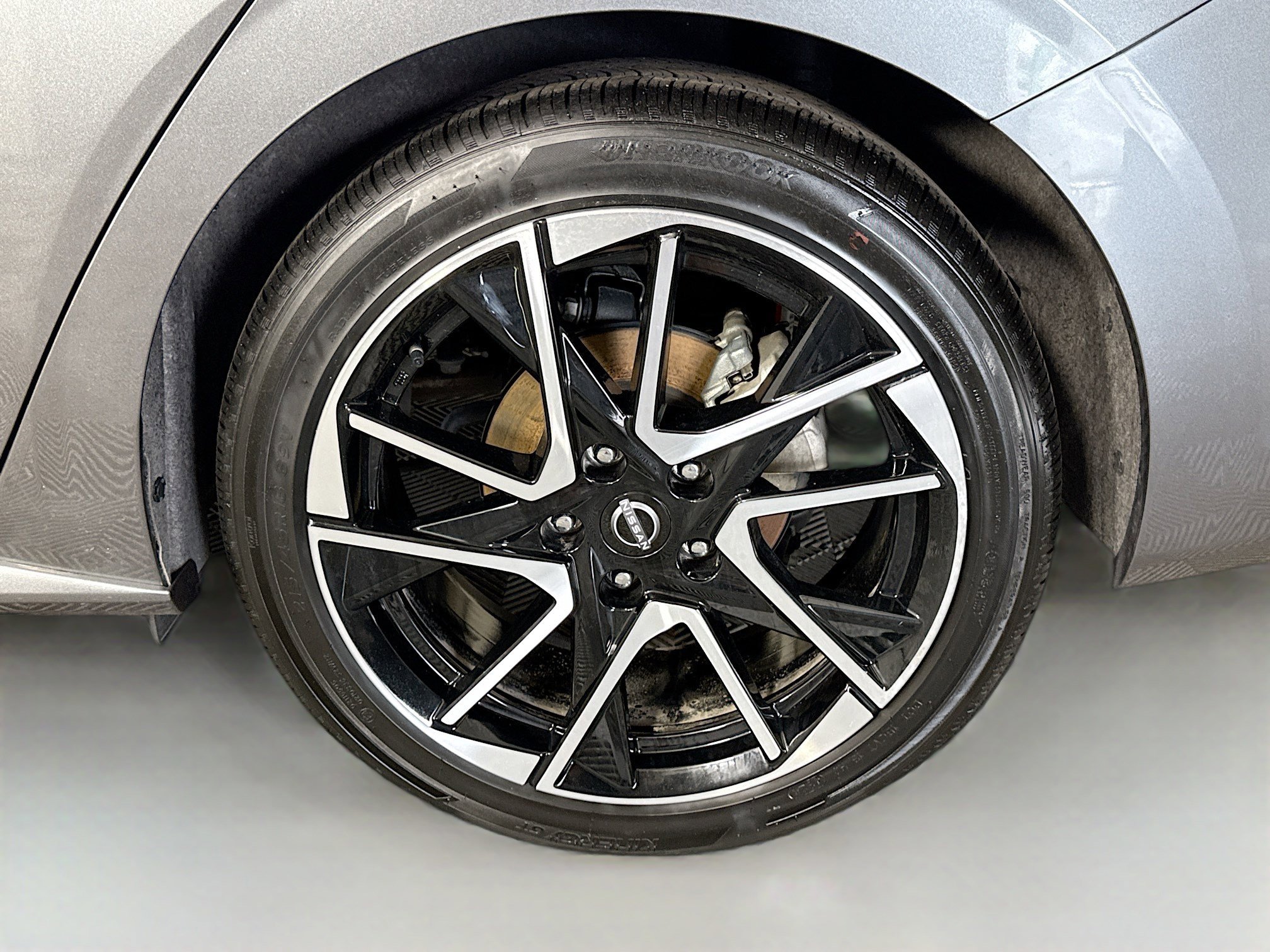 Used 2025 Nissan Sentra SR image 37