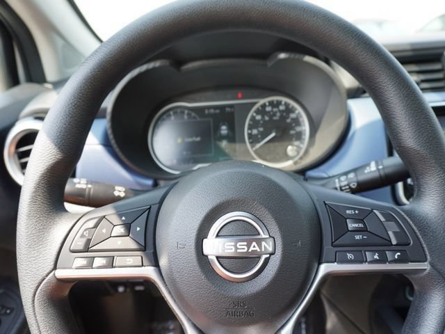 Used 2025 Nissan Versa SV FWD image 20