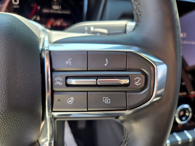 Used 2025 GMC Terrain Elevation AWD/4WD image 31