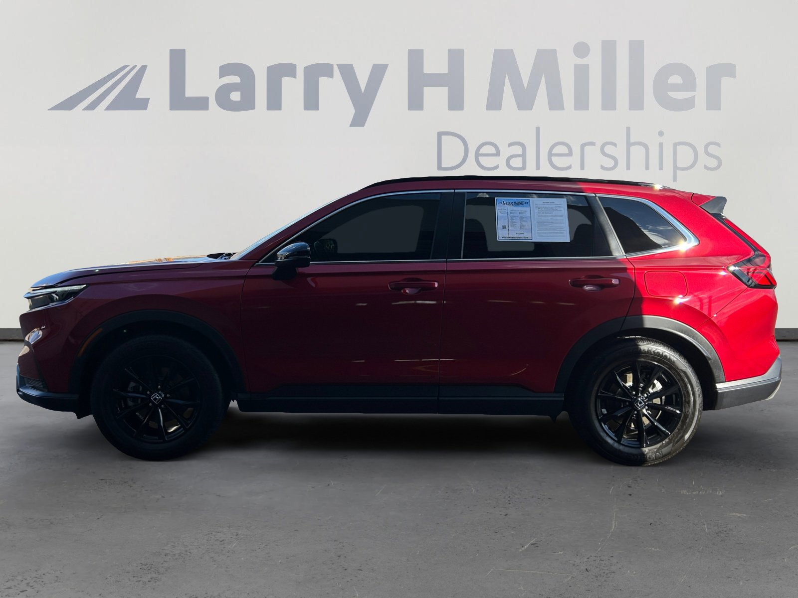 Used 2025 Honda CR-V Sport image 3