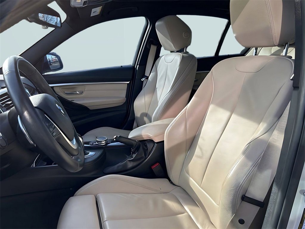 Used 2016 BMW 328i Sedan image 9