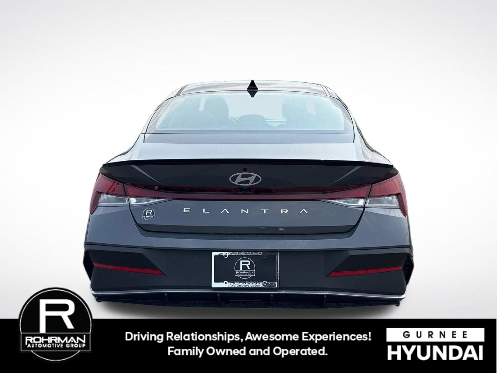 New 2026 Hyundai Elantra SEL Sport FWD image 9