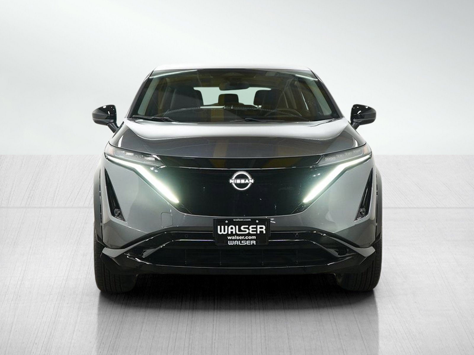 Used 2023 Nissan Ariya AWD image 8