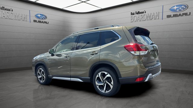Used 2023 Subaru Forester Touring AWD/4WD image 8