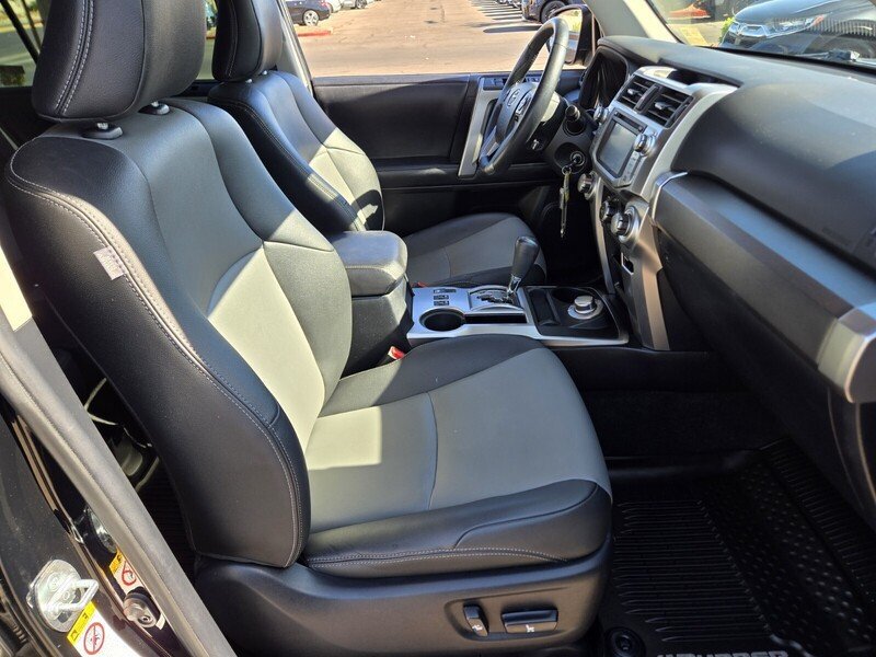 Used 2019 Toyota 4Runner SR5 Premium AWD/4WD image 15