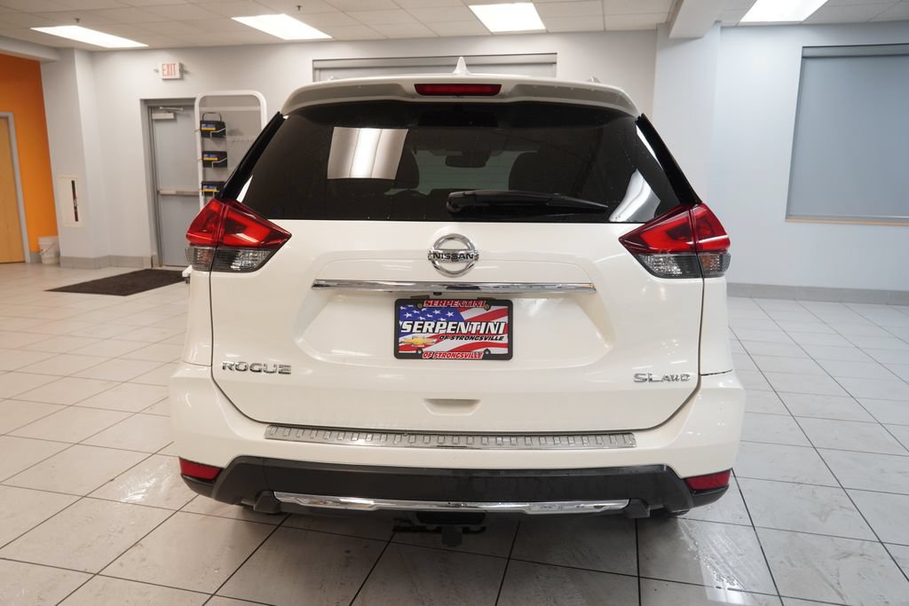 Used 2018 Nissan Rogue SL w/ Premium Package AWD/4WD image 9