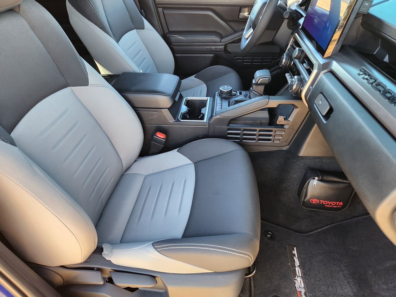 Used 2025 Toyota Tacoma TRD Off-Road image 18