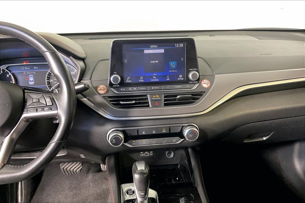 Used 2024 Nissan Altima 2.5 SR FWD image 8