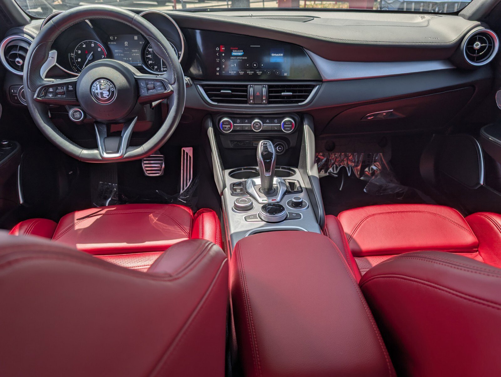 Used 2023 Alfa Romeo Giulia Veloce image 12