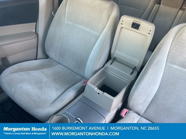 Used 2012 Toyota Highlander FWD w/ Tech Pkg image 25