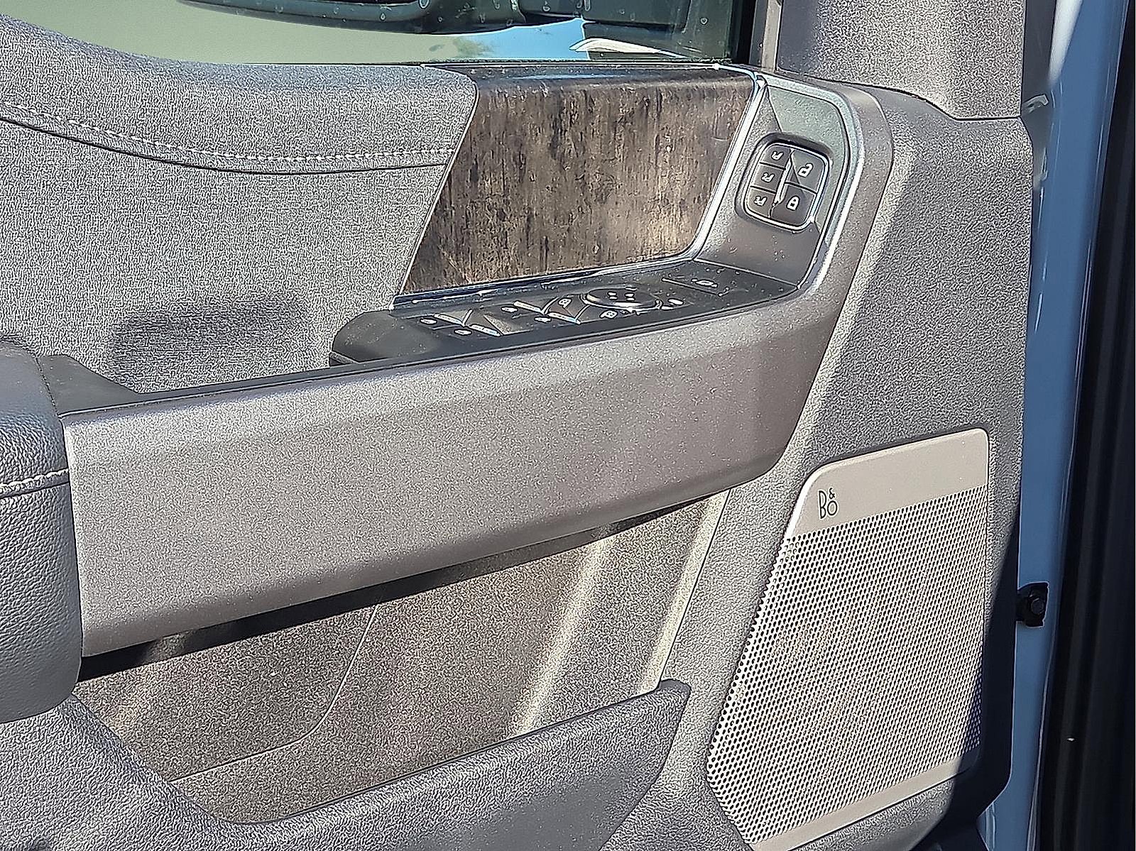 New 2026 Ford F250 Lariat image 15